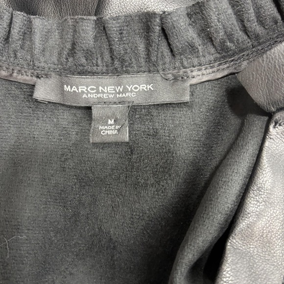 Marc New York Faux Leather Jacket Womens Medium Black V Neck Puff Sleeve Supple - Picture 5 of 15